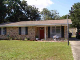 7870 Penny Ln, Milton, FL 32583-2759
