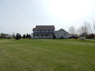 5516 Washburn Rd, Berkey, OH 43504-9700
