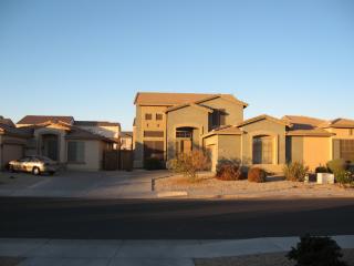 8804 Windsor Dr, Peoria AZ  85381-5116 exterior