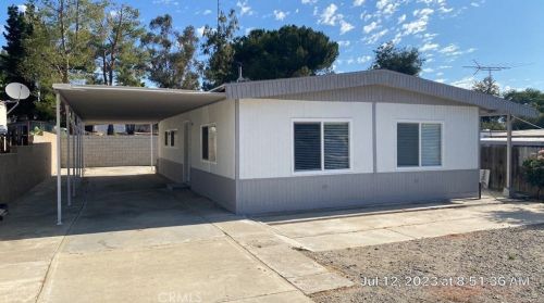 17086 Esperanza Dr, Perris CA  92570-9554 exterior