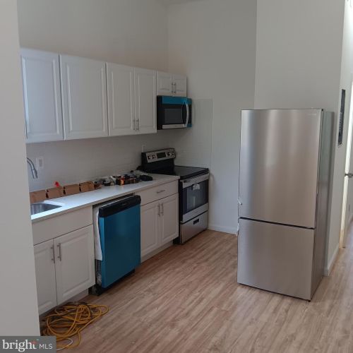 1711 21st St, Philadelphia, PA 19145-2018