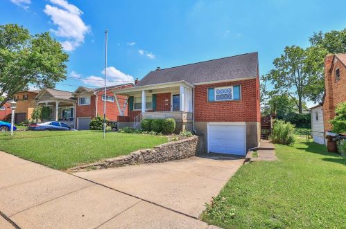 5627 Green Acres Ct, Cincinnati, OH 45248-4208