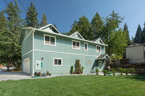 10819 Walker Dr, Grass Valley CA  95945-6912 exterior