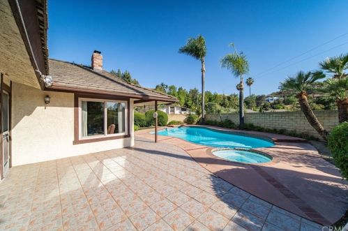745 Beaverbrook Ln, Glendora CA  91740-4505 exterior