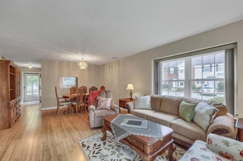 49 Matthews Ln, Washingtonville NY  10992-1202 exterior