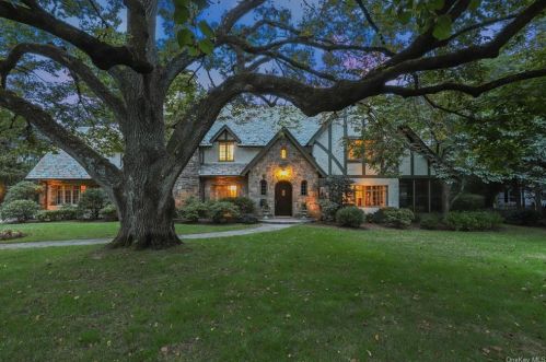 177 Soundview Ave, White Plains NY  10606-3825 exterior