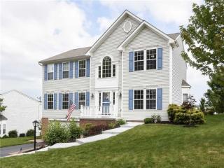 220 Cliffside Dr, Seven Fields, PA 16046-4802