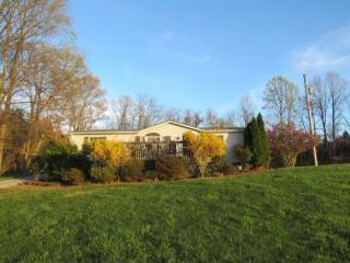 3664 Jearoldstown Rd, Chucky, TN 37641-3318