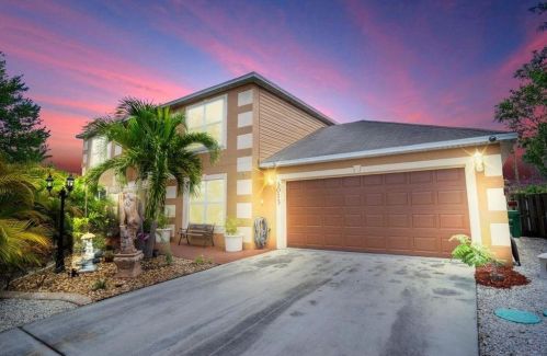 3013 Bridge St, Fort Pierce, FL 34953-3277
