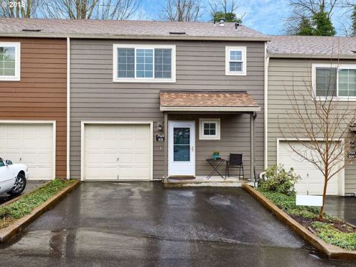 7169 Sagert St, Tualatin OR  97062-8273 exterior