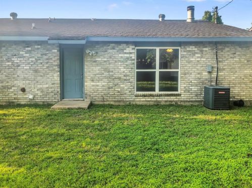 7100 Winchester Rd, Fort Worth, TX 76182-5031