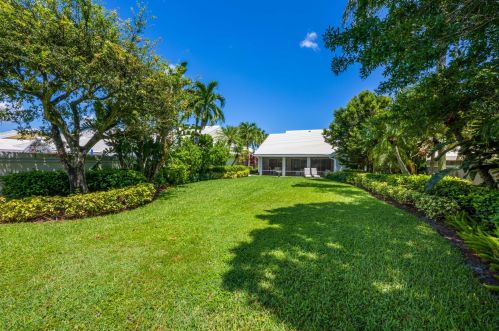 1335 Bear Island Dr, West Palm Beach, FL 33409-2042
