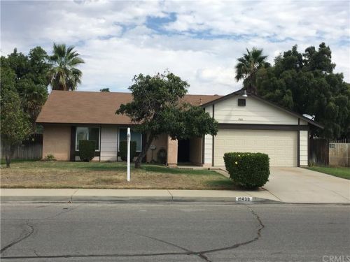 19430 Easton St, Rialto, CA 92376-2665