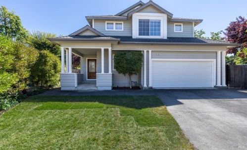1046 Gaddis Ct, Santa Rosa, CA 95404-3800