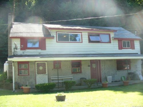 722 Old Route 17, Monticello NY  12701-7019 exterior