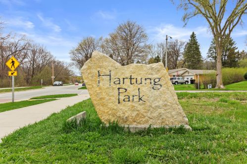 3633 100, Milwaukee WI 53222-2430 exterior