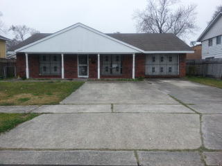 1917 Arrow Ln, Gretna, LA 70056-2664