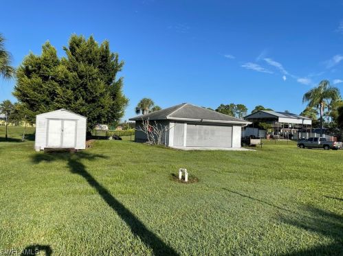 403 Palmetto Ave, Lehigh Acres, FL 33972-7858