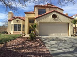 44601 17th St, Lancaster, CA 93534-2878