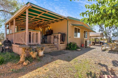 66 Sunnybrook Ln, Oroville CA  95965-8101 exterior