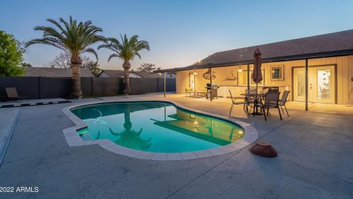 4530 Villa Theresa Dr, Glendale AZ  85308-1522 exterior