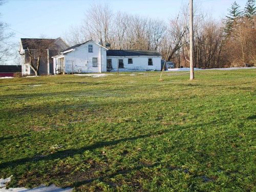 7696 State Route 104, Scriba, NY 13126-5749