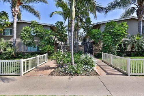 2019 Oliver Ave, San Diego CA 92109-5543 exterior