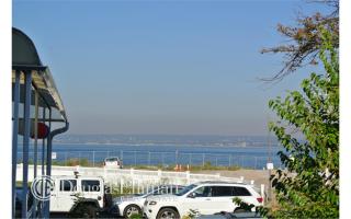 4915 Beach 49th St, Brooklyn, NY 11224-1105
