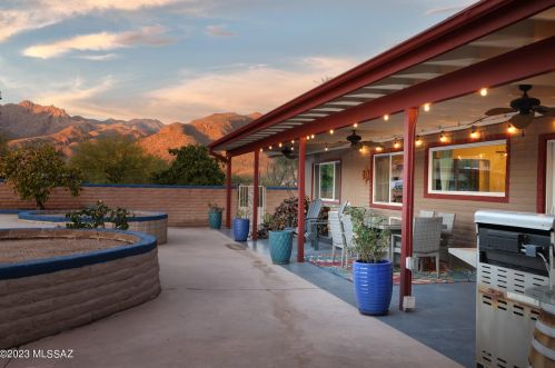 5035 Siesta Dr, Tucson, AZ 85750-9649