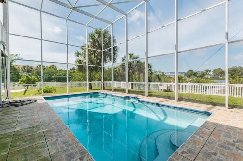 7637 Deedra Cir, Port Richey FL  34668-6454 exterior