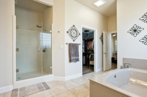 1219 Ruess Rd, Ripon CA  95366-9425 exterior