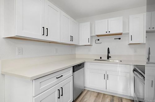 6602 Beadnell Way, San Diego CA 92117-5100 exterior