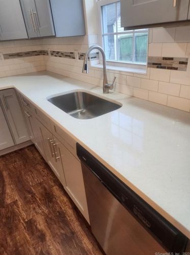 1834 Seaview Ave, Bridgeport CT  06610-2731 exterior