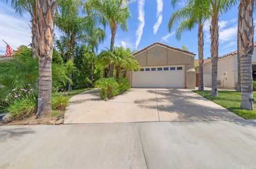 29960 Blackheath Dr, Menifee, CA 92584-8824