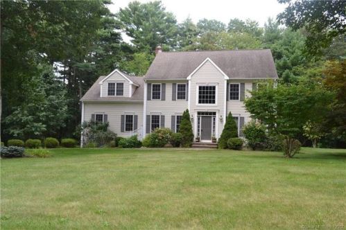 45 Bear Run, Woodbury, CT 06798-3335