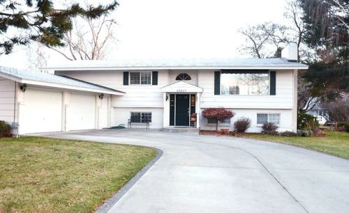 10217 Maple Dr, Pasco, WA 99301-6529