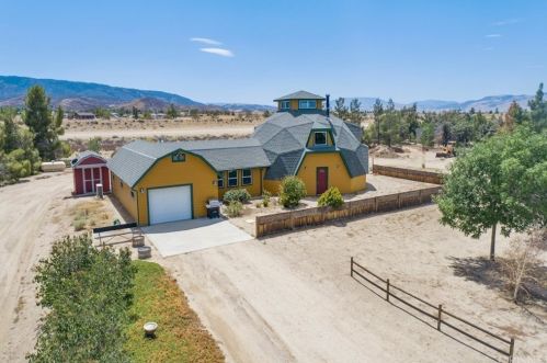 25320 Divinci Ave, Lancaster, CA 93536-9126