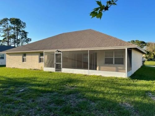 1722 Whipple Ave, Fort Pierce, FL 34953-5153