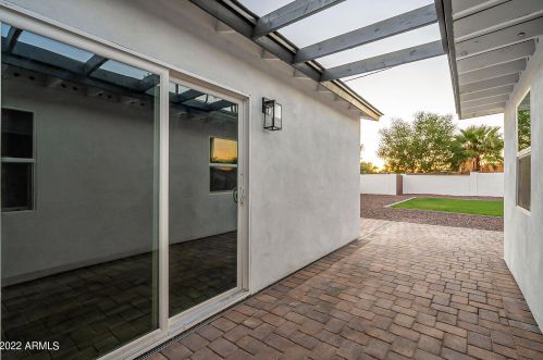 1038 78 Pl, Scottsdale AZ 85250-7906 exterior