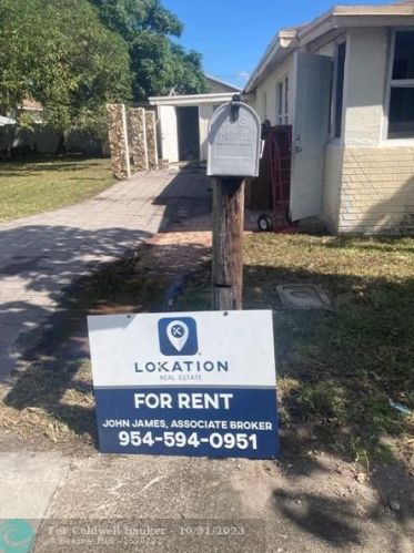 228 13th Ct, Dania Beach FL  33004-2613 exterior
