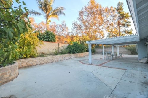 1210 Country Hollow Dr, Walnut CA  91789-1258 exterior