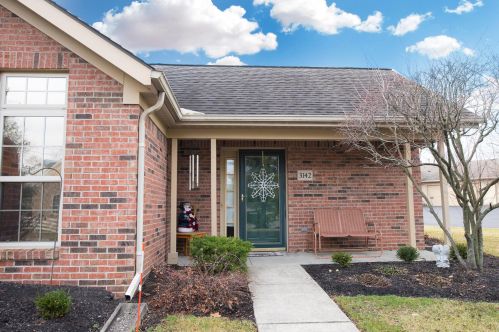 3142 Pine Manor Blvd, Darbydale, OH 43123-4840