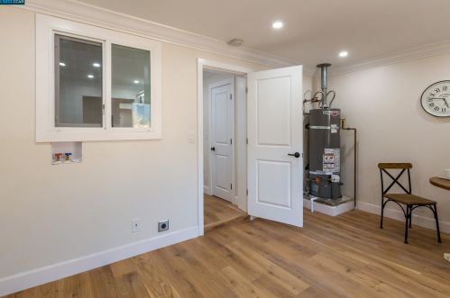 54 Reed St, San Jose CA  95110-2846 exterior