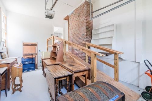 21 Greenfield St, Waterford CT  06385-3907 exterior