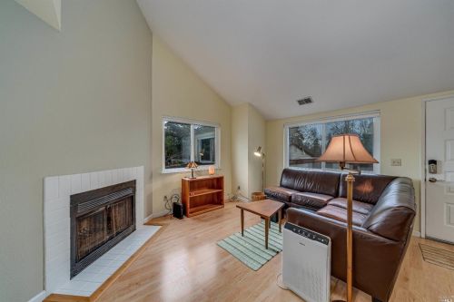 2503 Westberry Dr, Santa Rosa CA 95403-4135 exterior