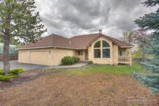61085 Ferguson Ct, Bend, OR 97702-2263