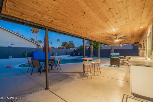 4530 Villa Theresa Dr, Glendale AZ  85308-1522 exterior