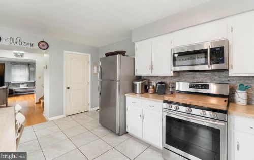 615 Herrs Ridge Rd, Gettysburg PA  17325-8451 exterior
