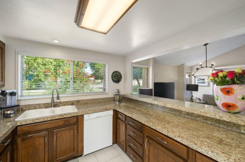 35054 Mission Hills Dr, Rancho Mirage CA  92270-1323 exterior