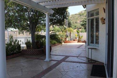 18225 High Mesa Ct, San Diego CA 92127-3122 exterior